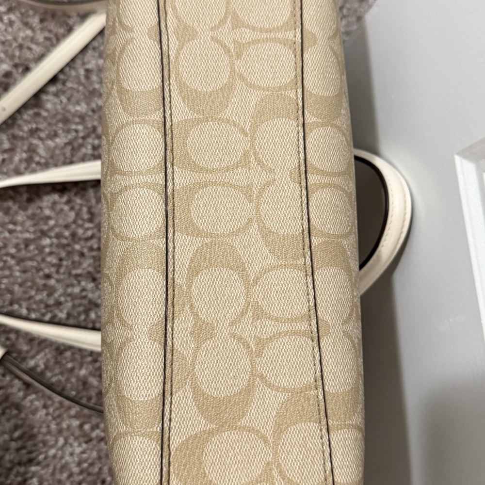 Signature Prairie Satchel & Crossbody. Light Khaki/Chalk - Picture 3 of 6